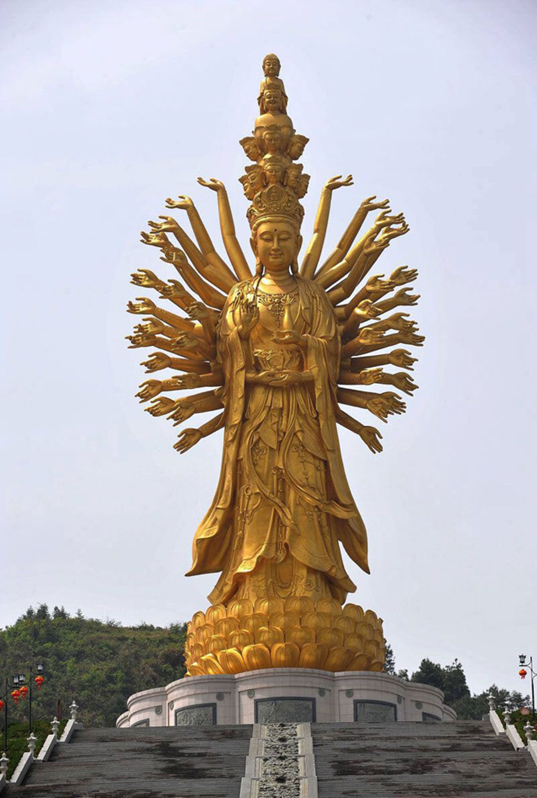 Aussi colossales que majestueuses, voici les 10 plus grandes statues du