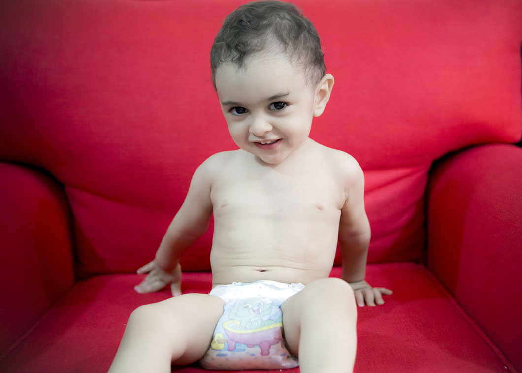 Édifiant presque toutes les couches pour bébés