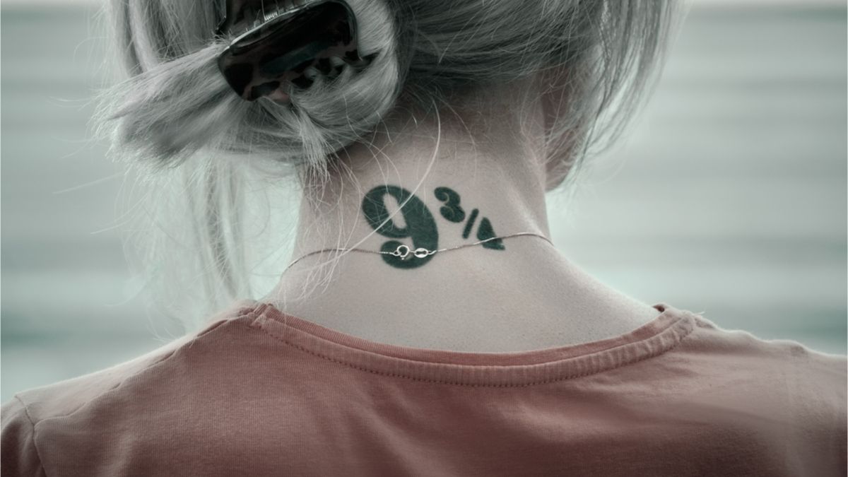 De Nombreux Fans Envisagent Serieusement D Effacer Leur Tatouage Apres Les Tweets De J K Rowling