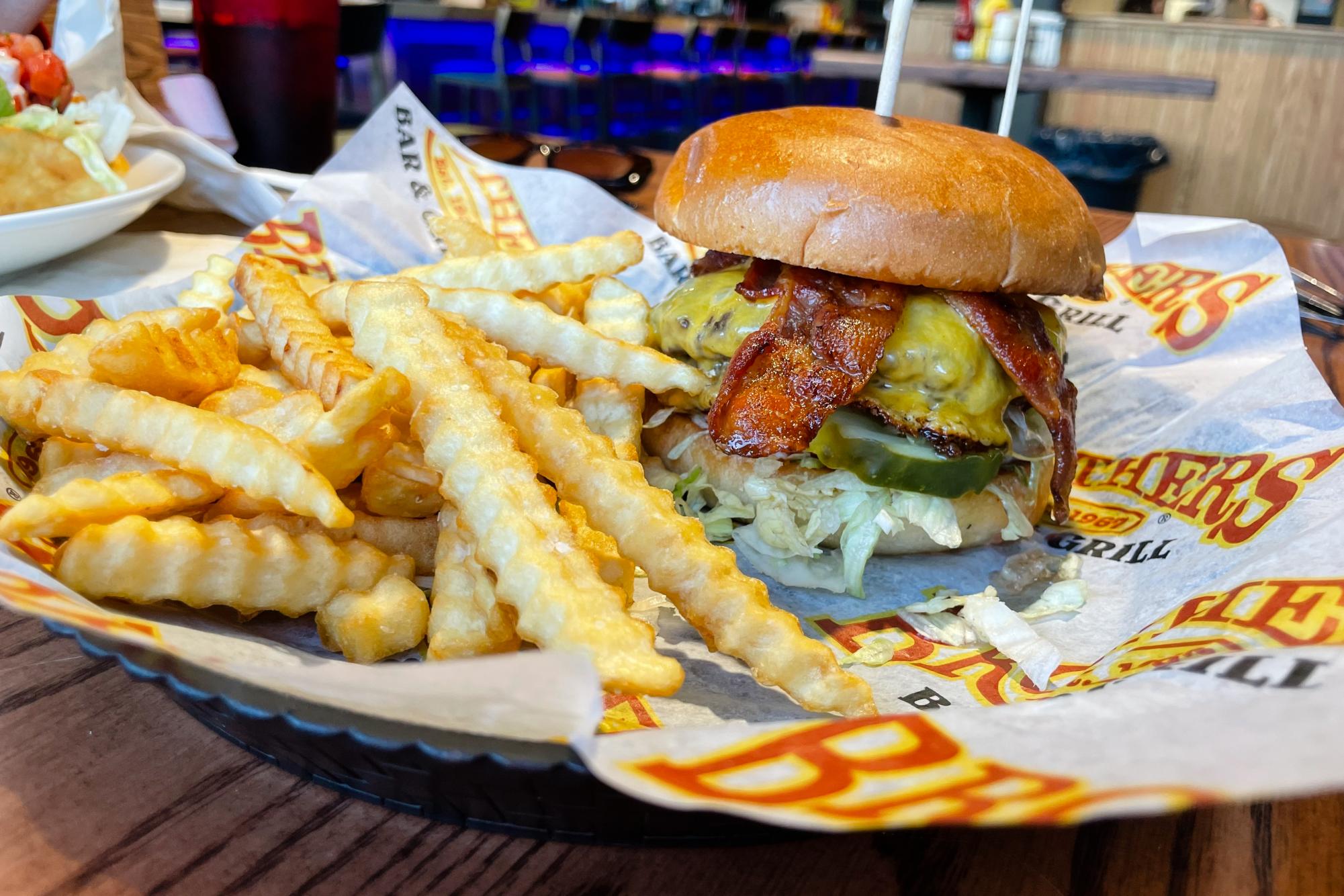 Review Brothers Bar & Grill offers tasty food, sociable atmosphere