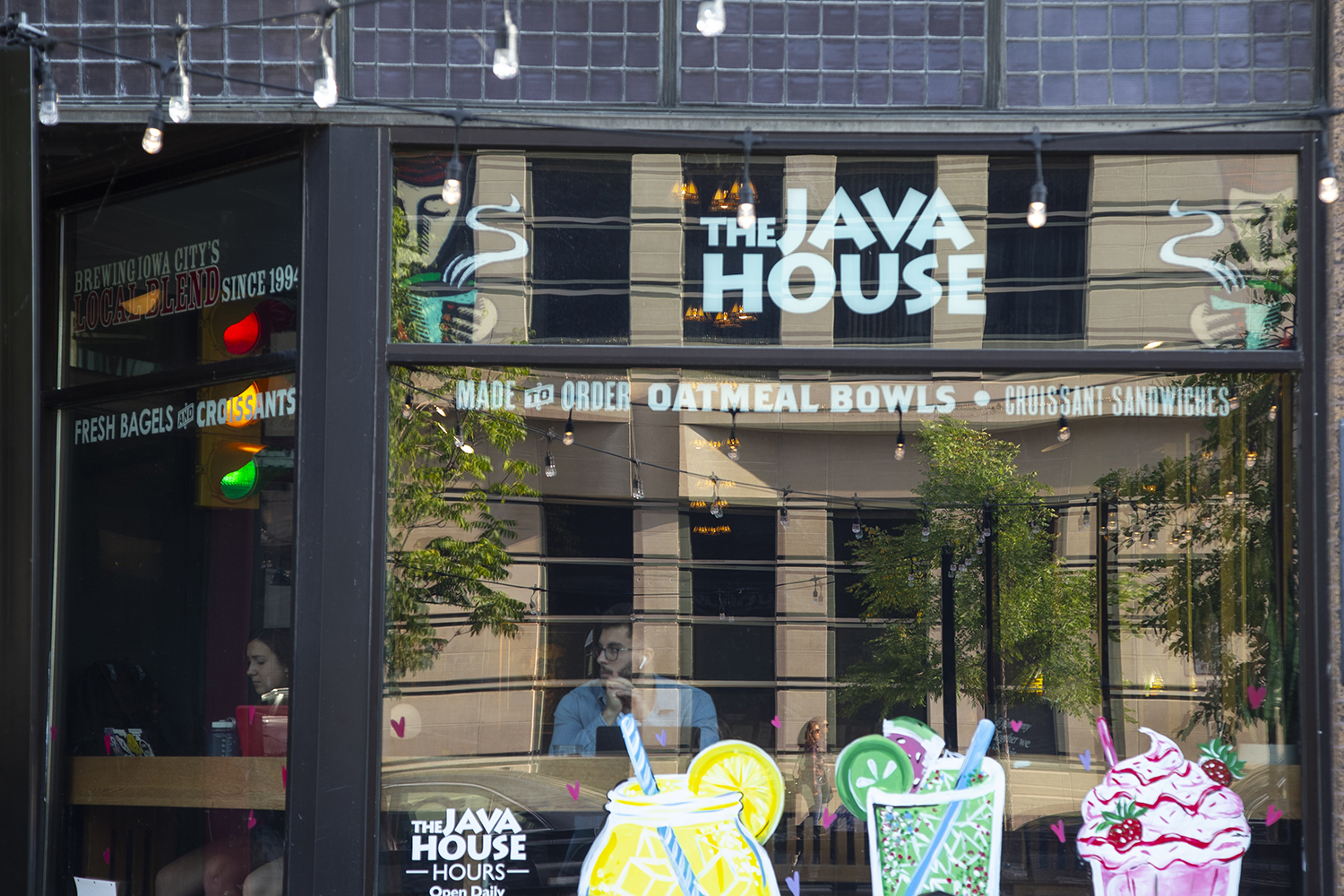 Iowa City staple Java House celebrates 25 years of service The Daily