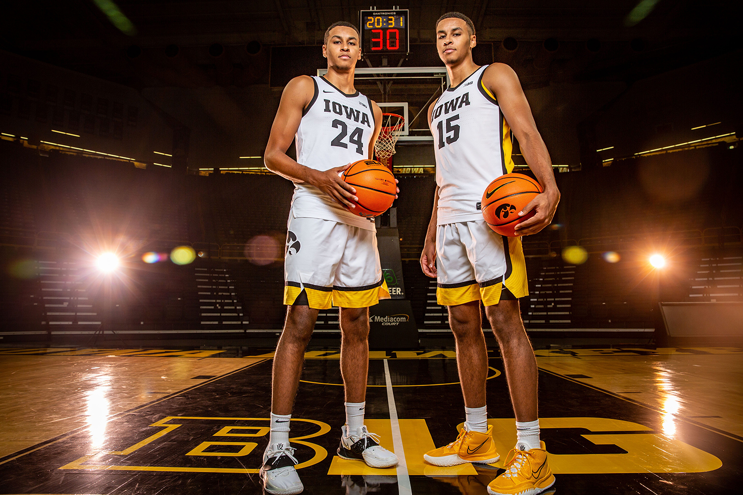 Murray twins prepared to compete together in second year with Iowa men