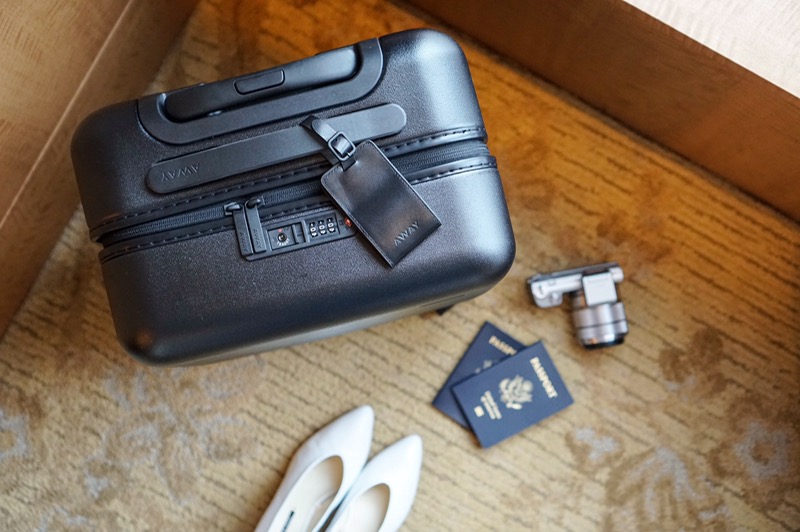 AWAY TRAVEL DailyKongfidence