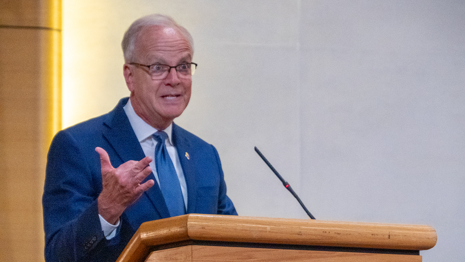 Tester and Moran lead bipartisan group of senators denouncing improper