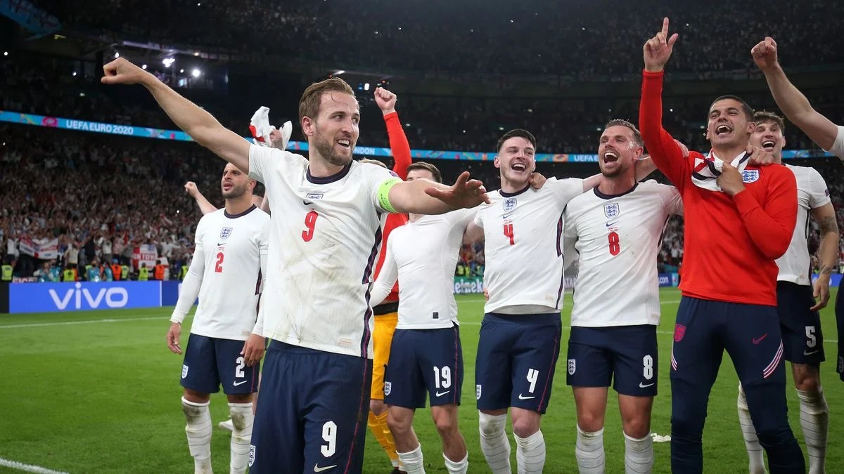 Euro 2020 England players to donate prize money