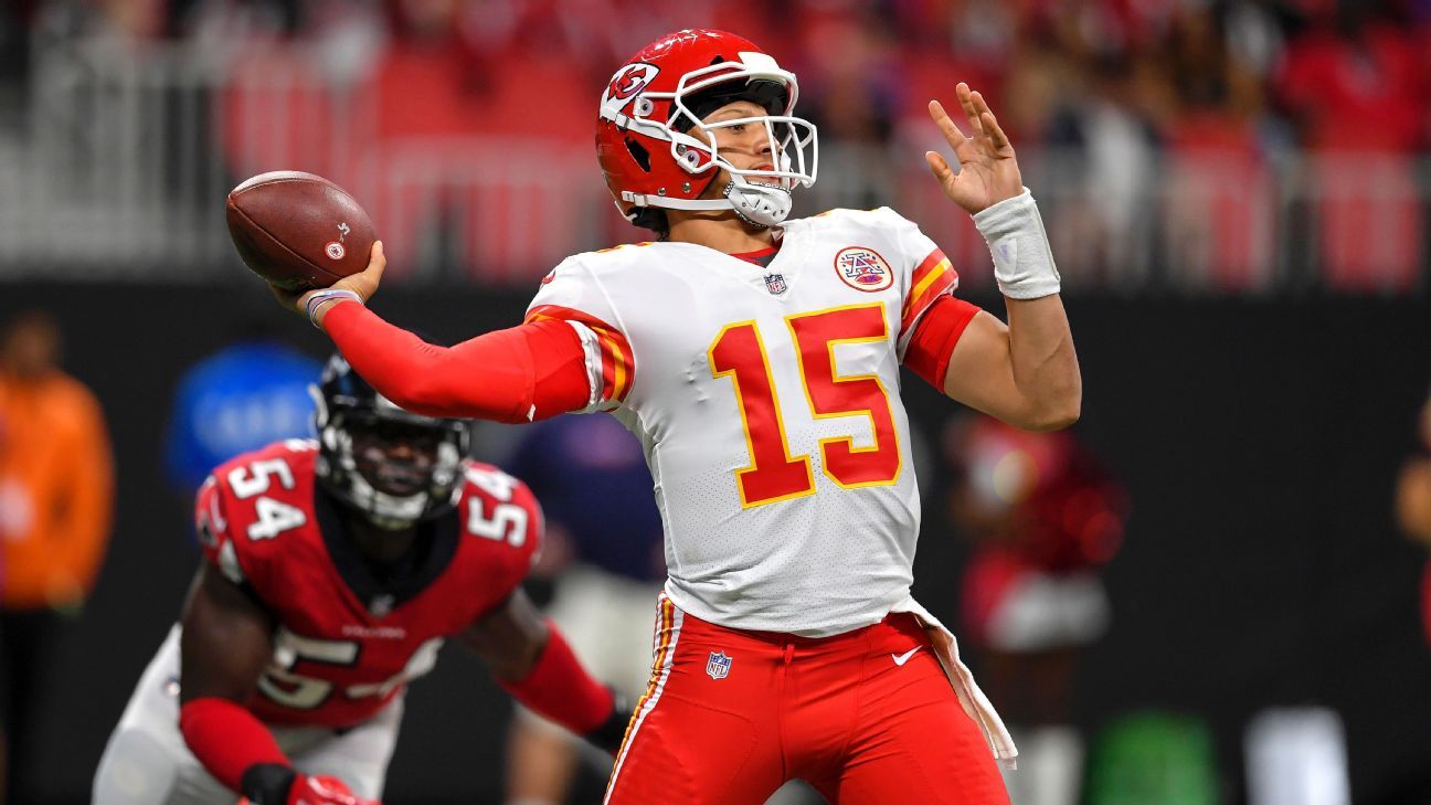 Patrick Mahomes Casually Throws A Pass Almost The Length Of The Field