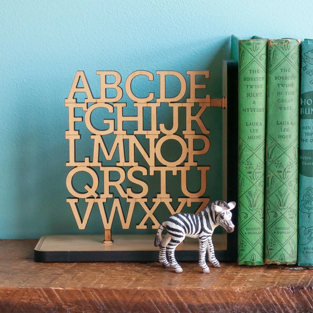 30+ Perfect Nursery Bookends for Your Baby’s Room