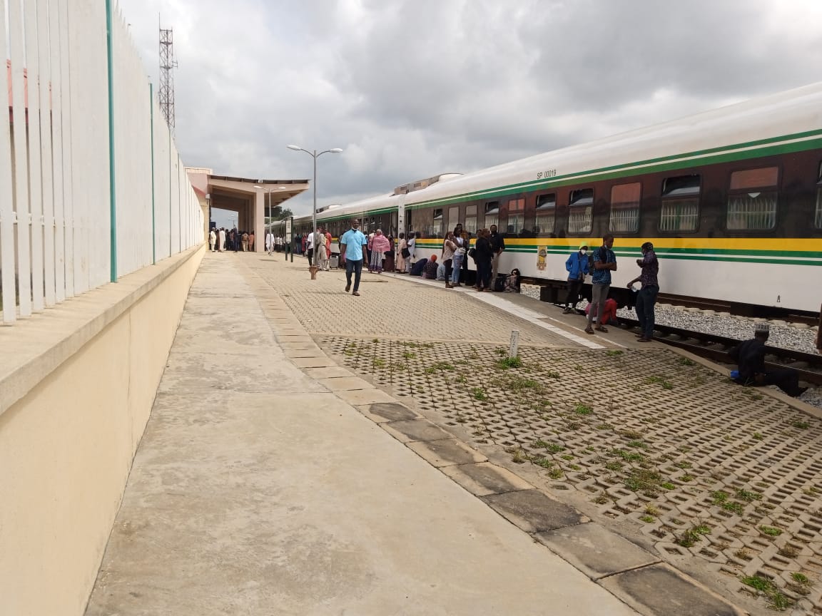 ItakpeWarri train service to continue despite train fire NRC Daily