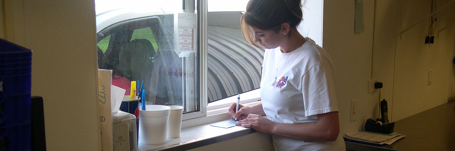 Dairy Dee in Sumner, IL Offering Ice Cream, Fundraising and Catering