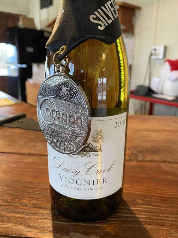 Wines Daisy Creek Vineyard Winery in Jacksonville, Oregon