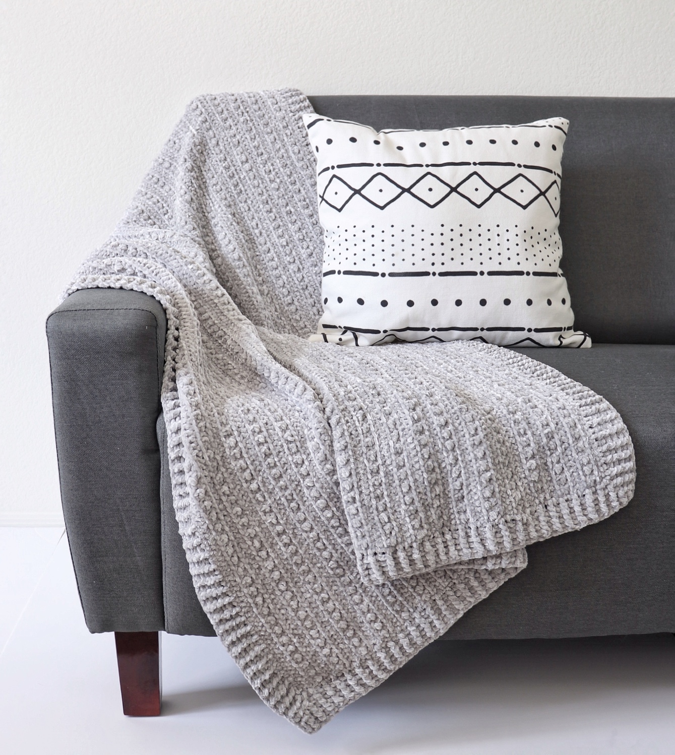 Crochet Velvet Berries Throw Daisy Farm Crafts