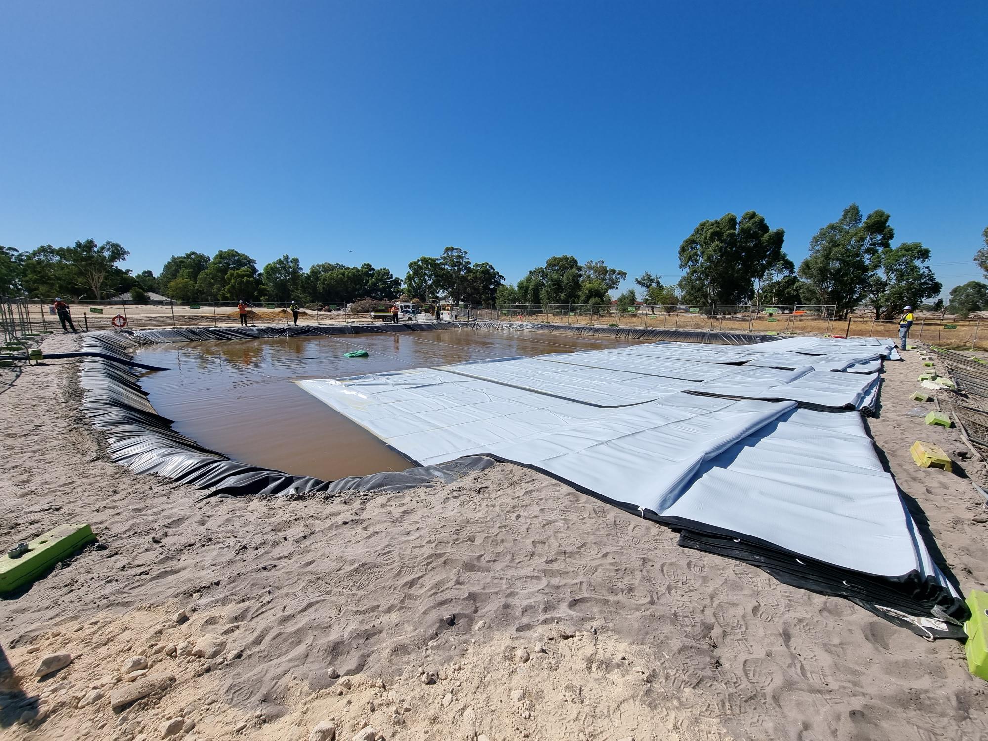 Daisy Dam Covers, helping you save water evaporation! Daisy Pool Covers