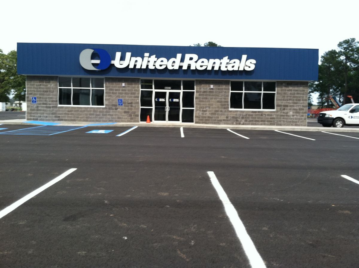 Industrial Dale's Paving