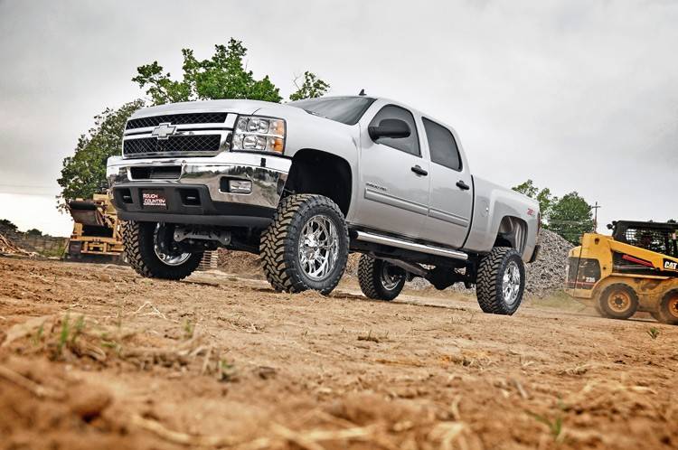 Rough Country 7.5 In NonTorsion Drop Suspension Lift Kit for 20112018