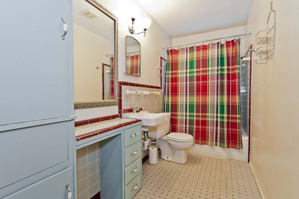 Established Neighborhood Near White Rock Lake