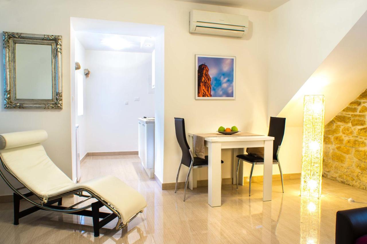 Najpiękniejsze plaże w Splicie i okolicach Dalmacja.pl wakacje w Dalmacji, wczasy All