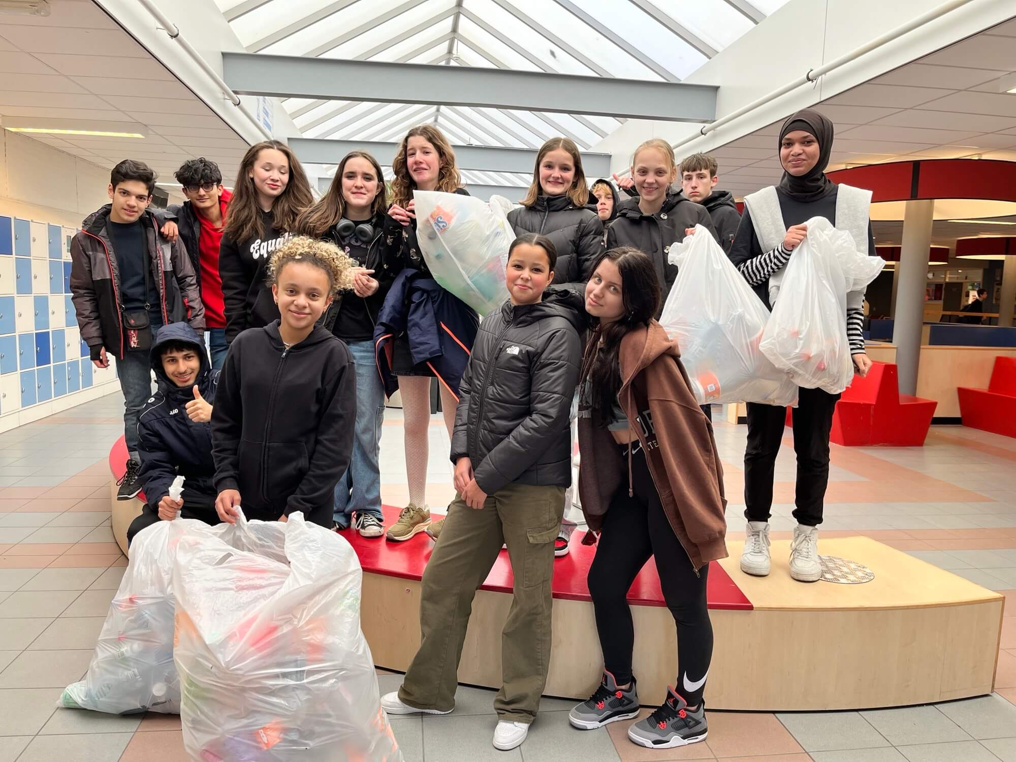 Inzamelingsactie 2K Stedelijk Dalton College Alkmaar