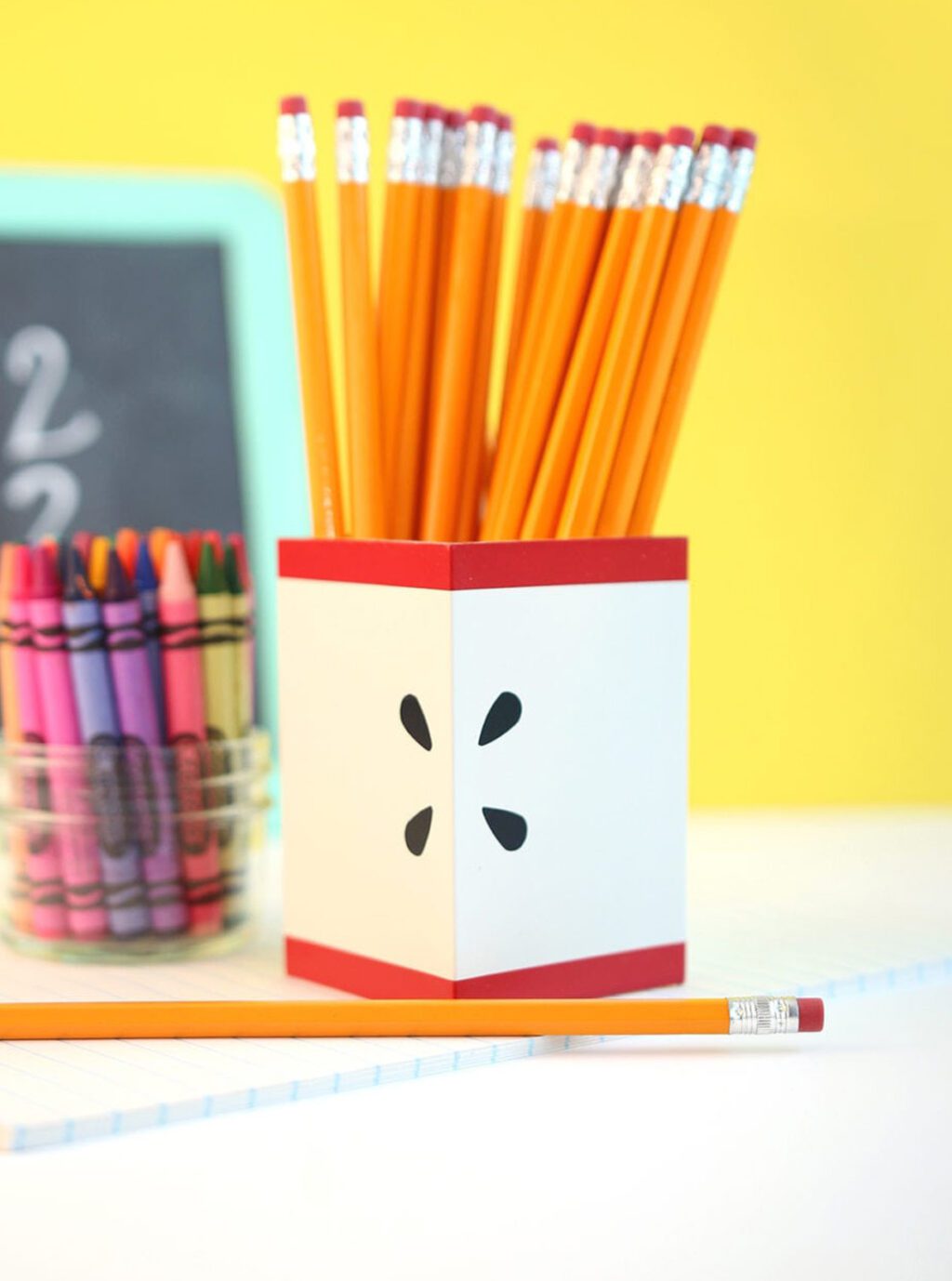 DIY Modern Apple Pencil Holder Damask Love