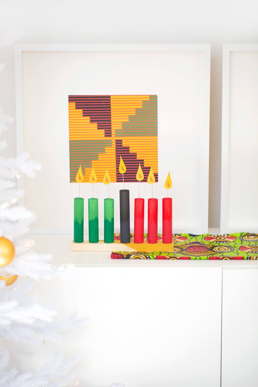 DIY Kwanzaa Decor Damask Love