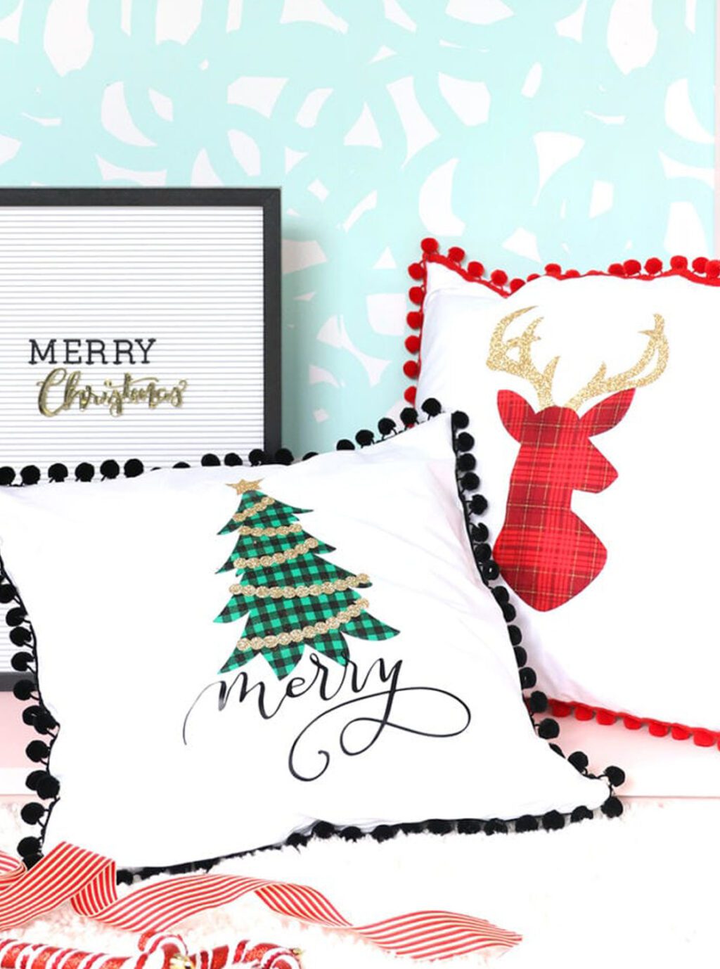 Easy LowSew Holiday Throw Pillows Damask Love