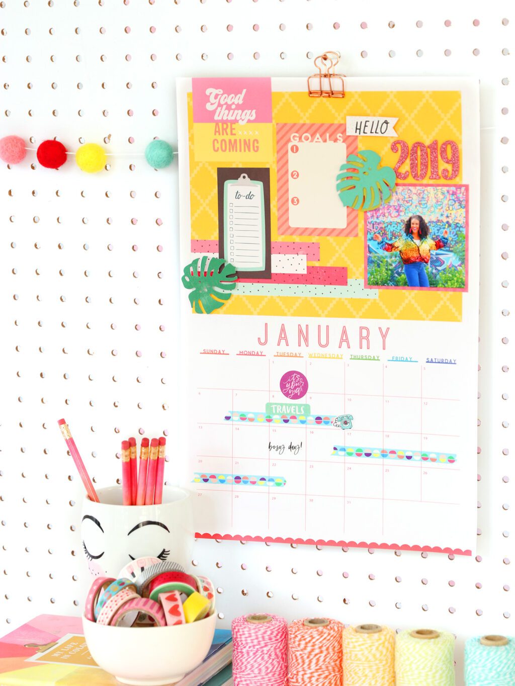 FREE 2019 Wall Calendar Download damask love Damask Love