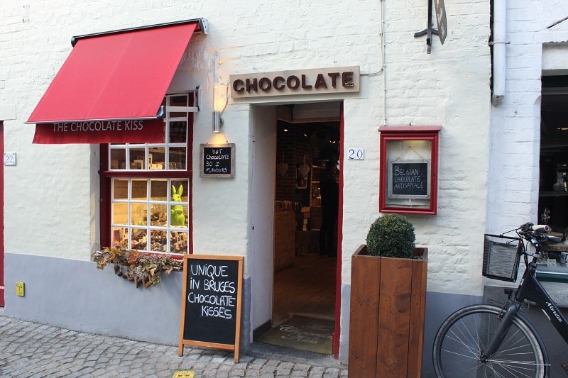 15 Best Belgian Chocolate Shops in Bruges