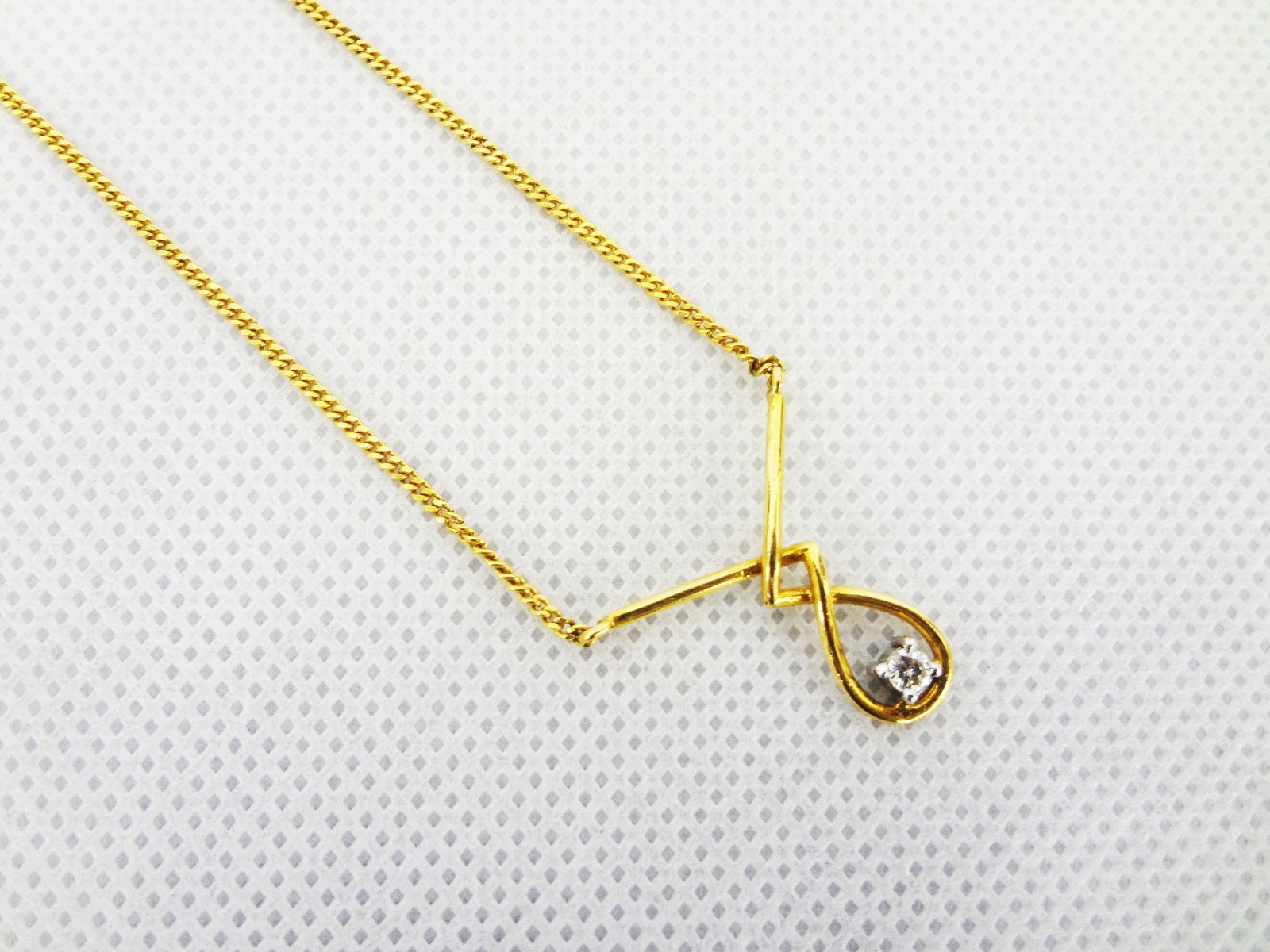 Lot Detail 18k Gold Necklace With Drop Diamond Pendant