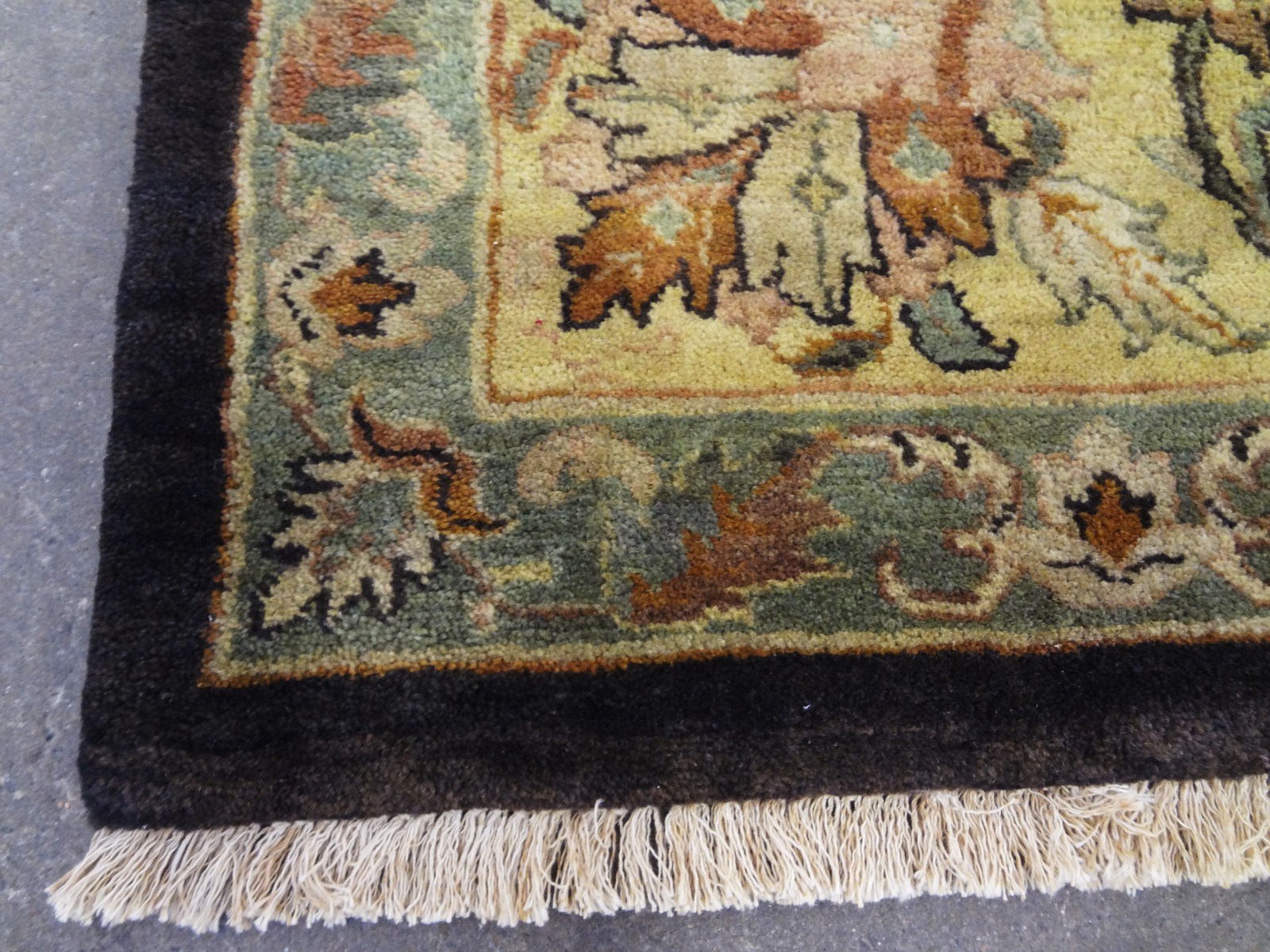 Wool Rugs Made In India Lot Detail Made in India 100 Wool Hand Knotted Room Size Rug