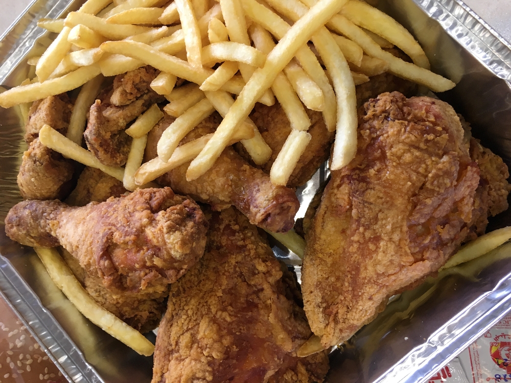 [Video] Mencoba Ayam Goreng Paling Hits di Arab