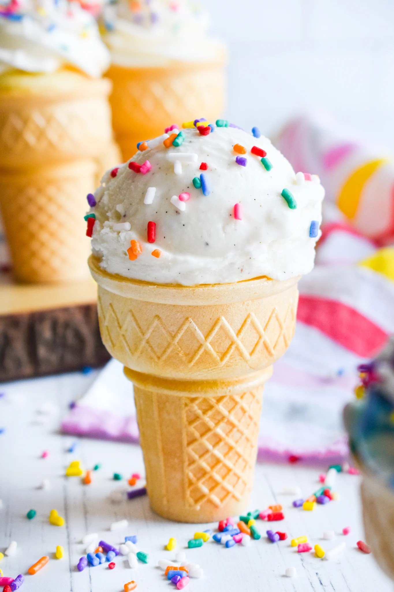 Ice Cream Cone Cupcakes ??? Dance Around the Kitchen