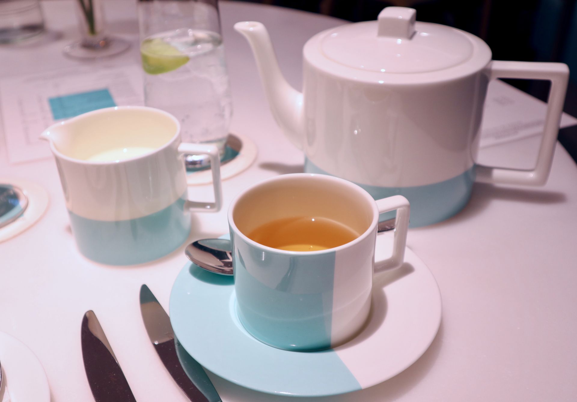 TIFFANY AFTERNOON TEA THE TIFFANY BLUE BOX CAFE AT HARRODS Dancing