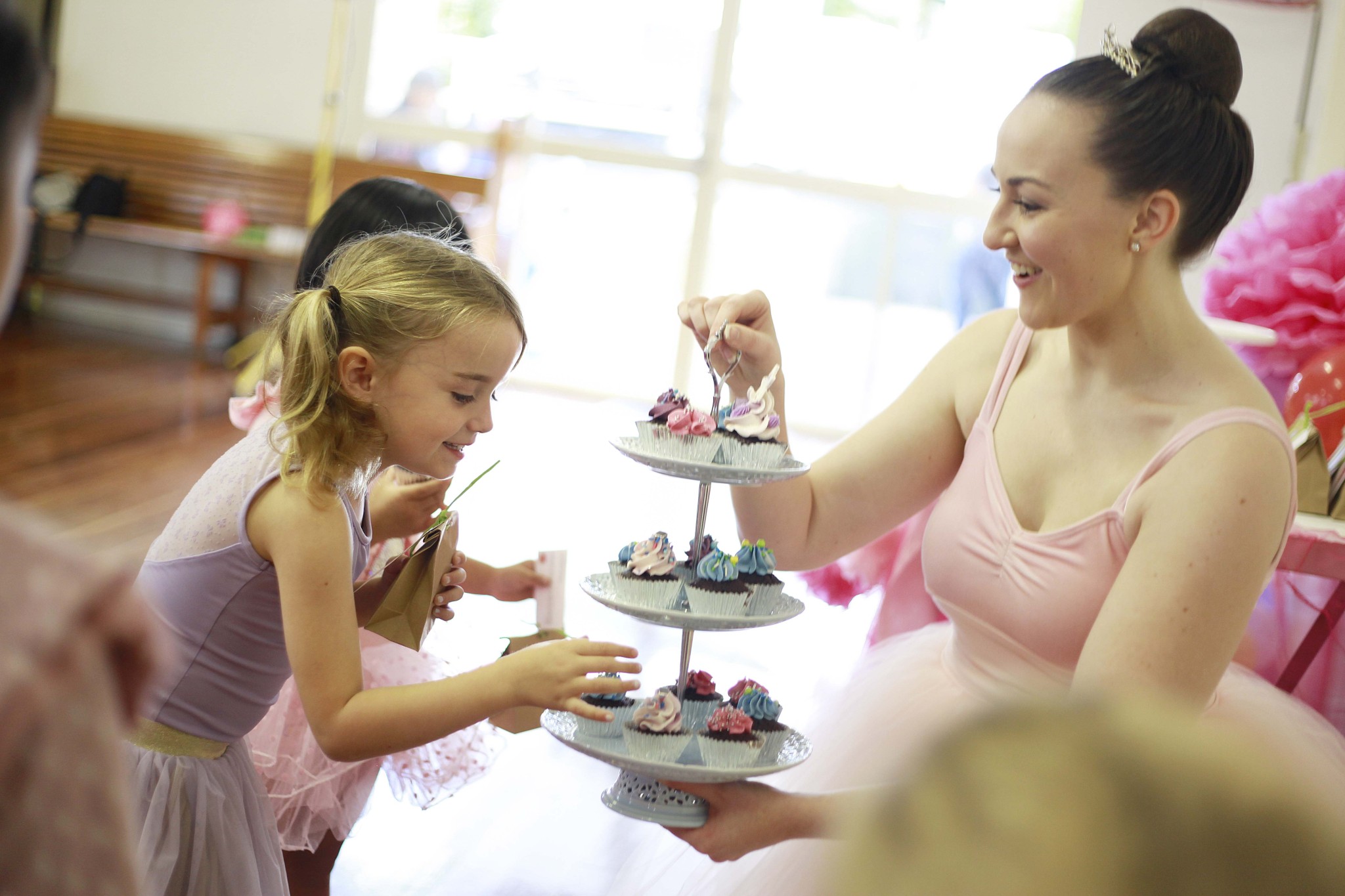 Party Entertainers How to pick the best one for your party Dancing Queen Parties Kids Dance