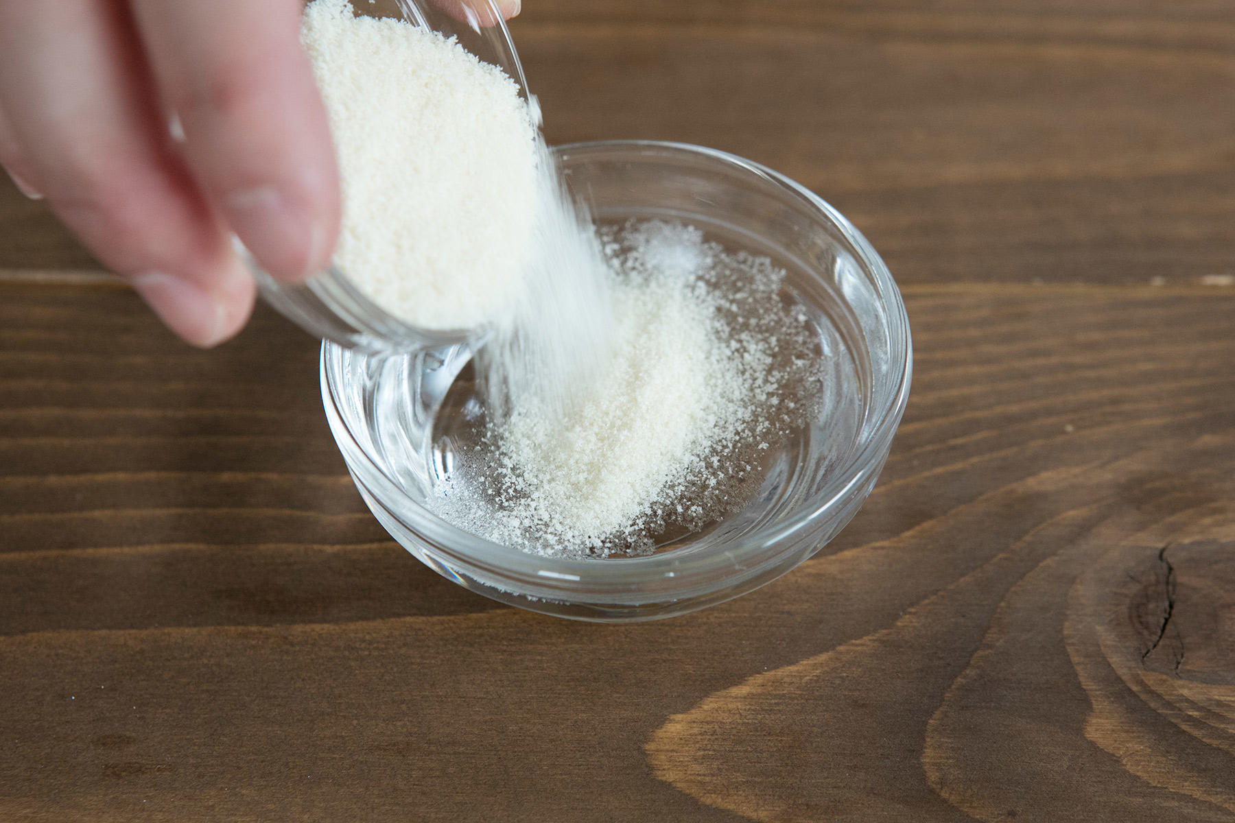 杏仁豆腐は、ゼラチンなのか、寒天なのか。 おやつの時間ですよ。 【公式】dancyu (ダンチュウ)