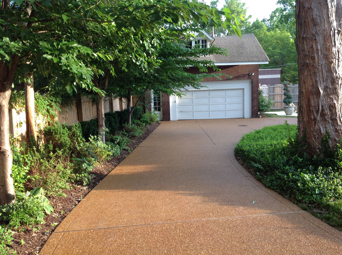 CWE Exposed Pea Gravel D&B Concrete