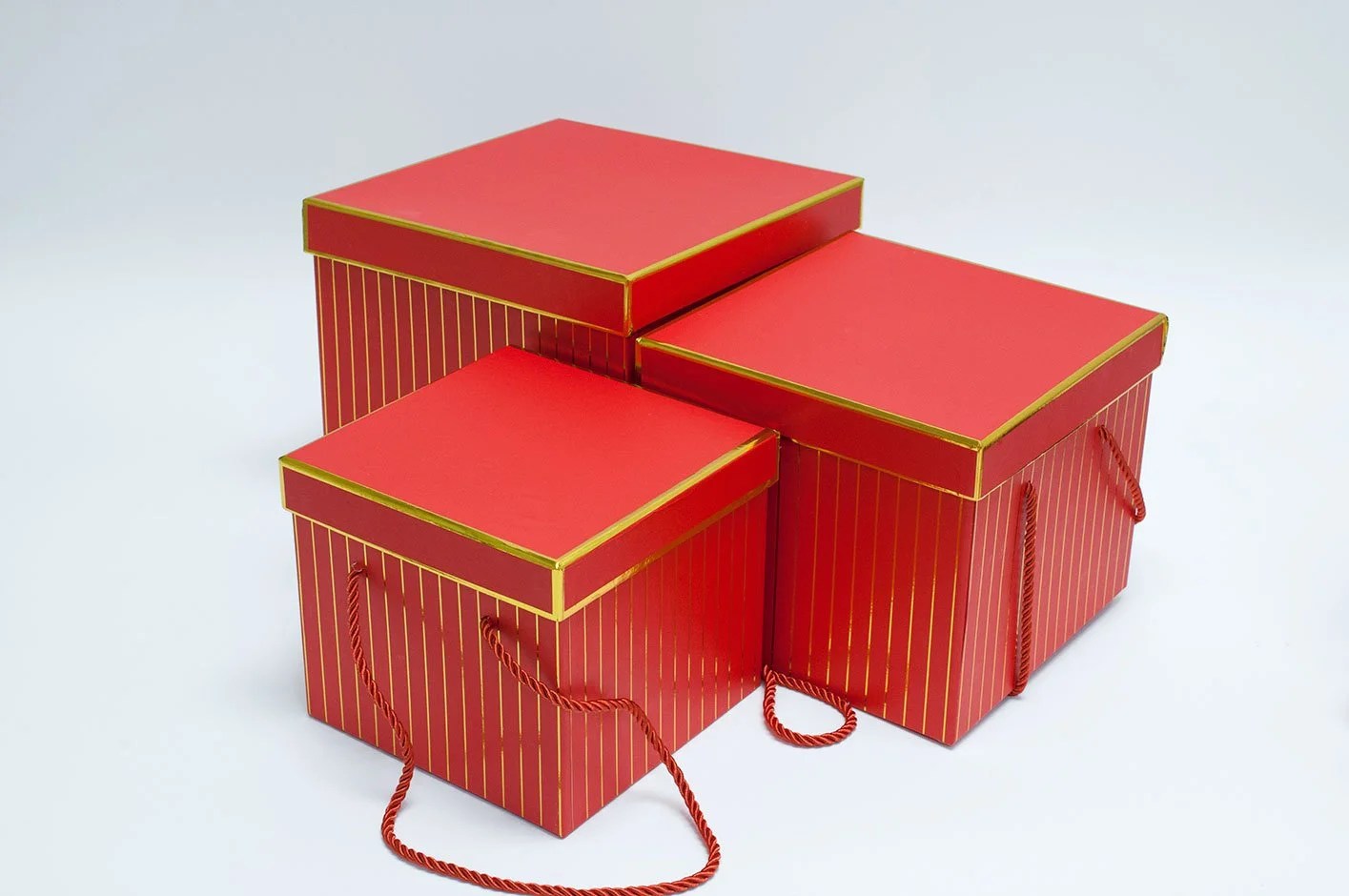 W9455red Red with Golden Grids Square Flower Boxes Set of 3 D&E
