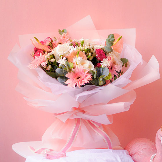 Plastic Aurora Flower Wraps 20 pcs Per Bag D & E Floral Supplies