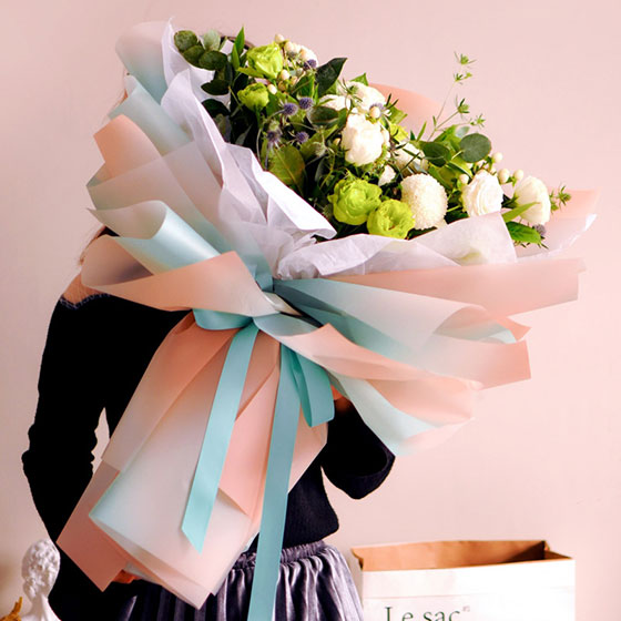 Plastic Aurora Flower Wraps 20 pcs Per Bag D & E Floral Supplies