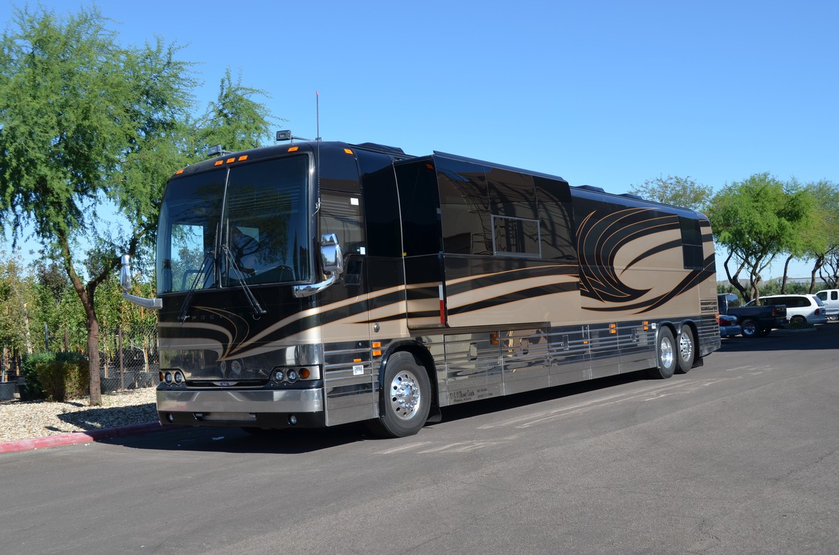 9153 D&S Classic Coach