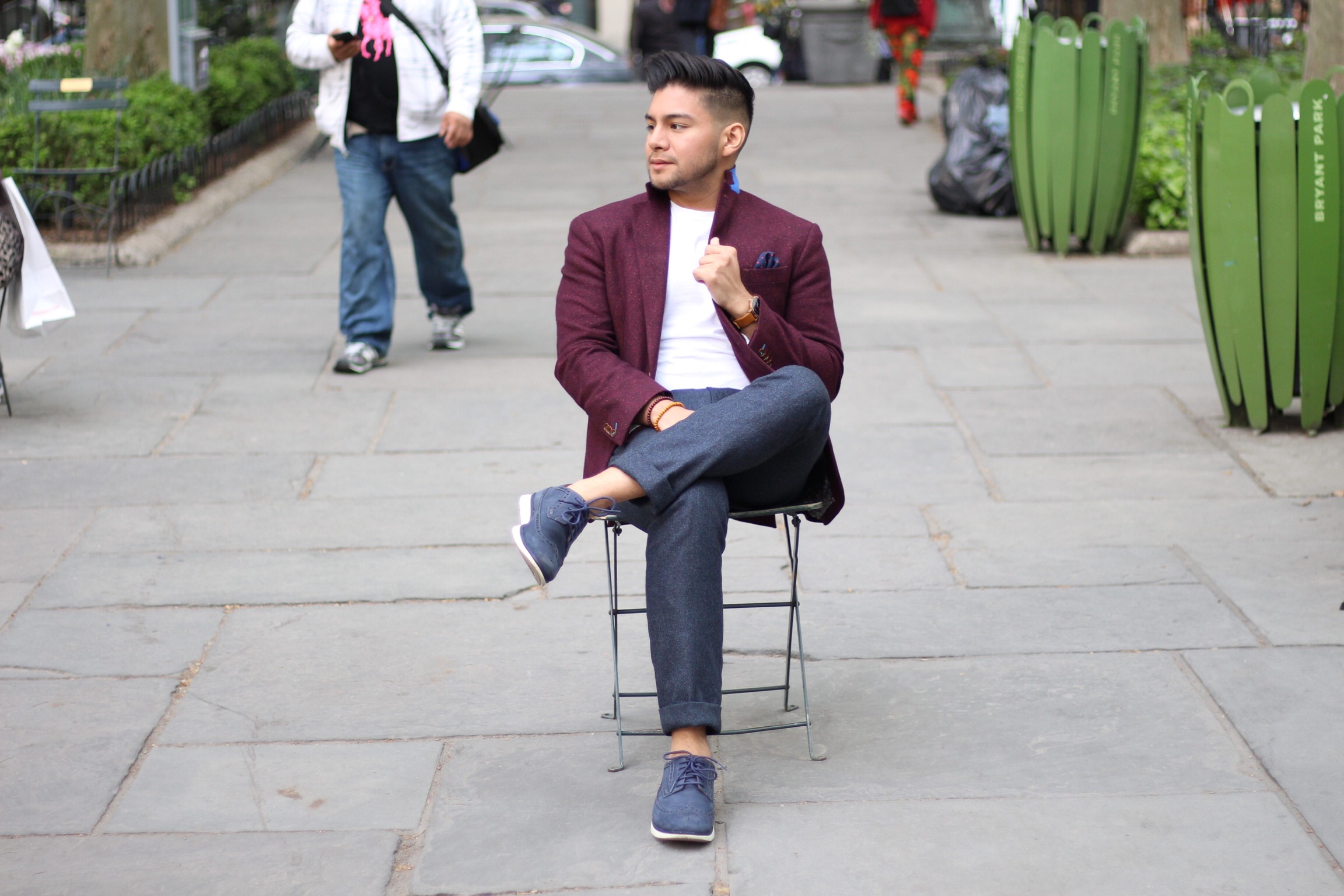 HOW TO DRESS DOWN A SUIT