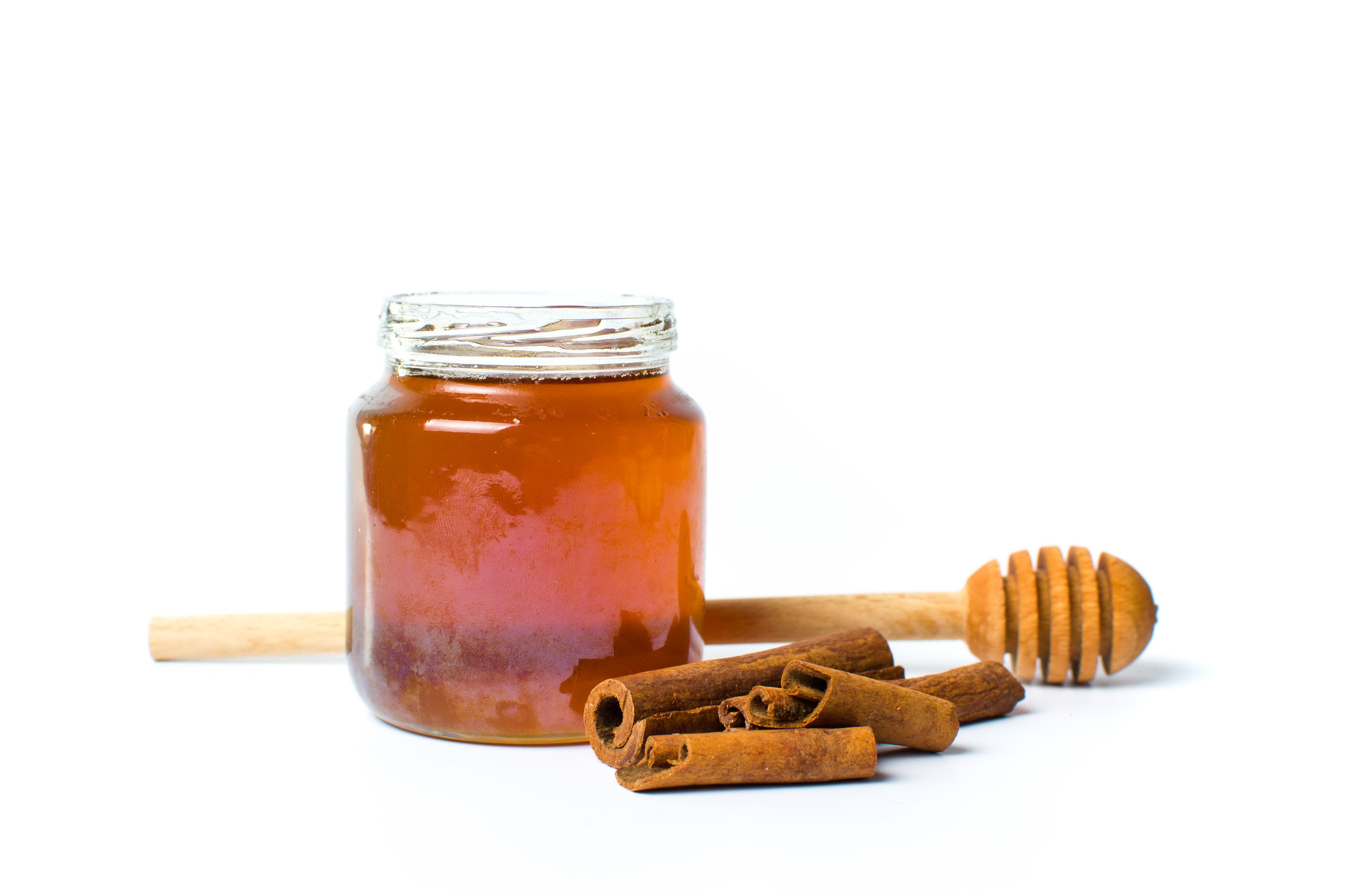8 Ways Honey and Cinnamon Team Up to Heal Your Body