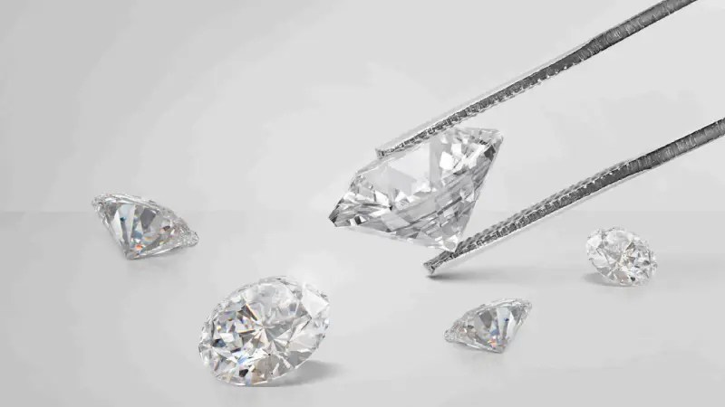 Choosing White Gold Engagement Rings with Lab-Grown Diamonds: Style and Ethics