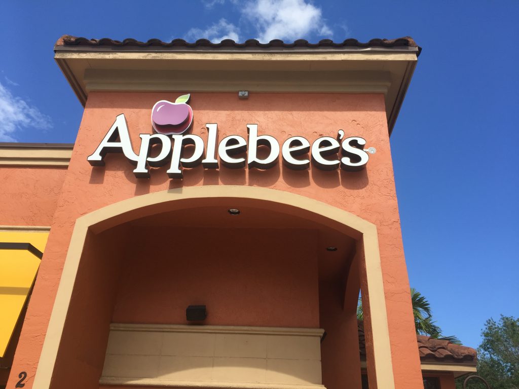 Applebee’s® Ignites 2,000 New Wood Fired Grills to Give Americans the
