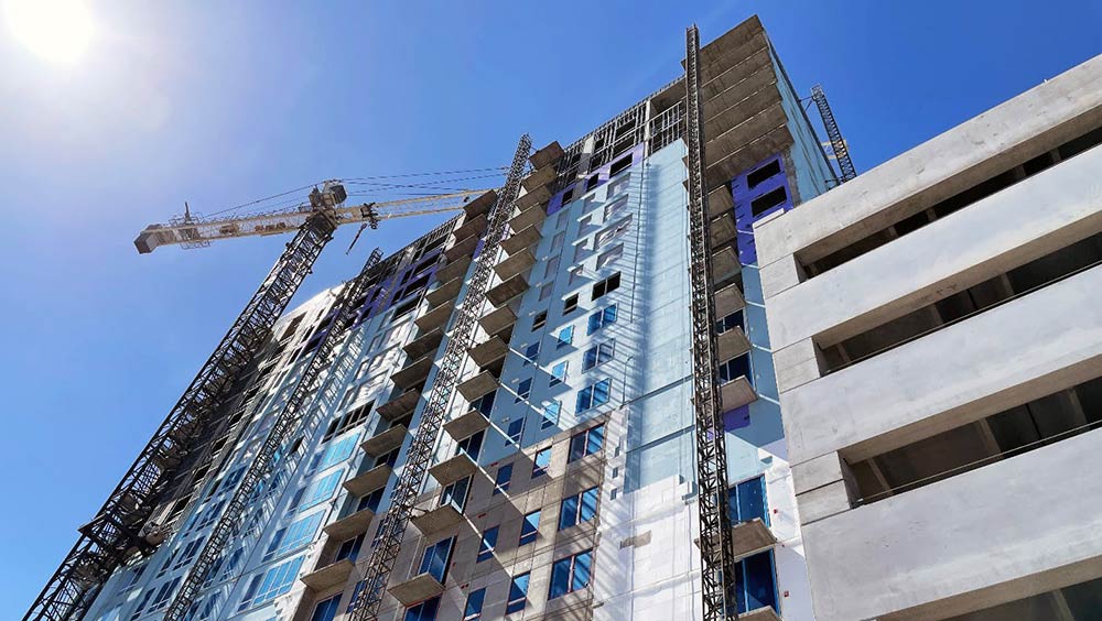 19story apartment tower in Tampa's Channel district tops out Daniel