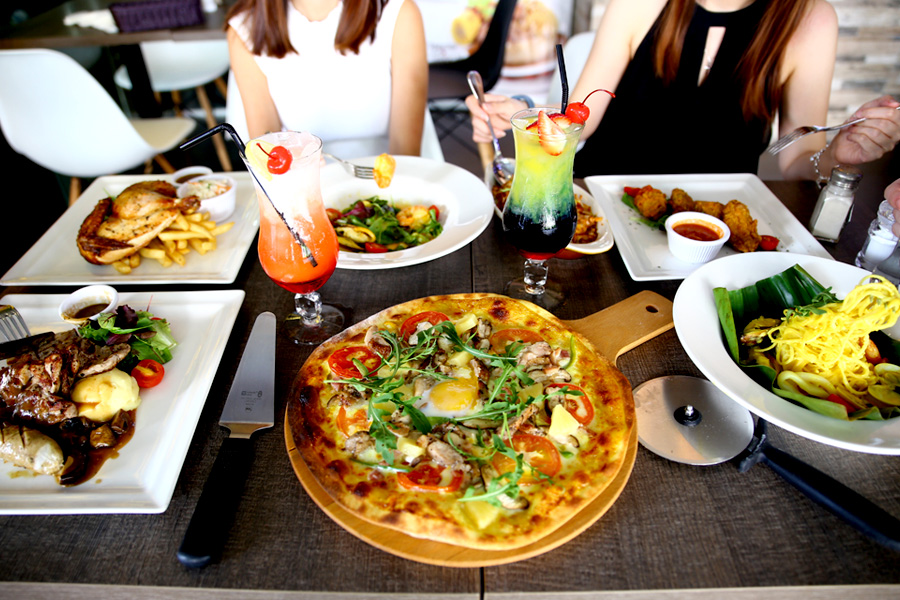 Collin’s Launches Asian Inspired Western Food! Opens 24 Hours During