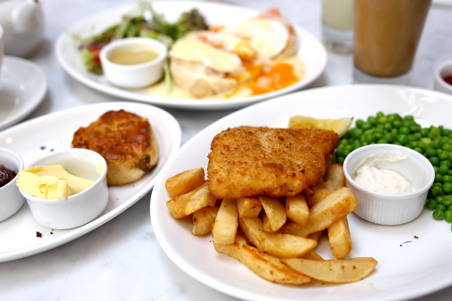 M&S Café Marks & Spencer Café At Wheelock Place. But The Food