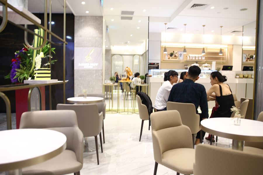 Baker’s Brew Studio Cake Cafe At Orchard Paragon With Dual Fromage