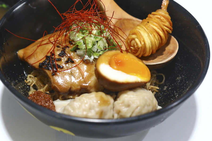 A Noodle Story Singapore Style Ramen At Amoy Food Centre With