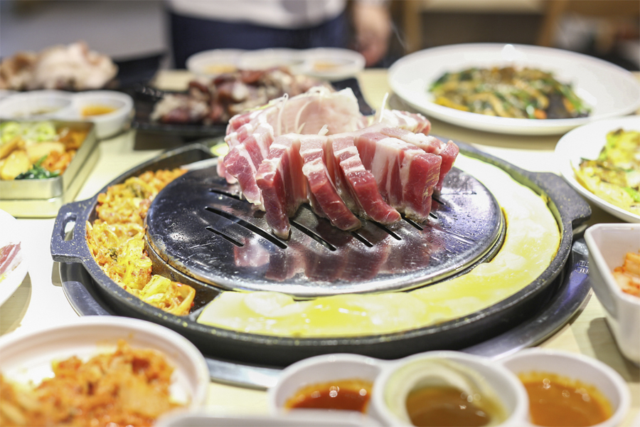 SEORAE Korean Charcoal BBQ Restaurant At Jem, With 2in1 Jjigaes And