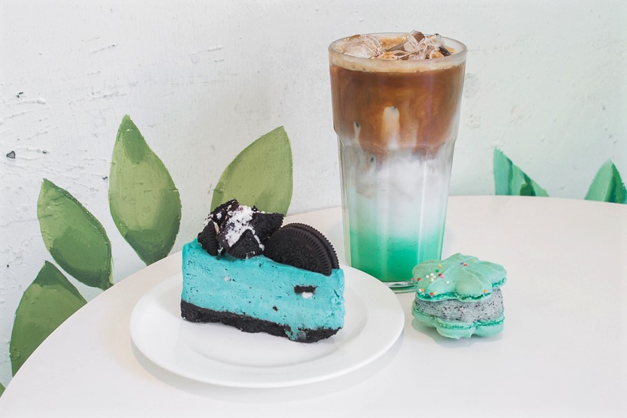 Mint Heim, Seoul All Things MINT And TurquoiseColoured Cafe In