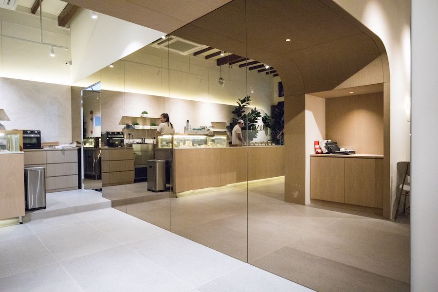 LUNA Singapore Popular Patisserie Introduces Elegant Goma PB, Sea